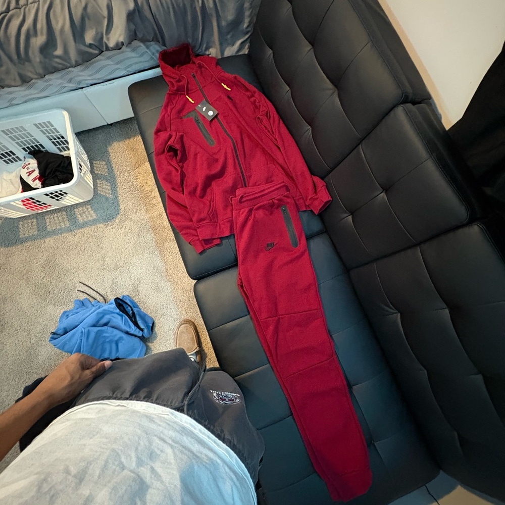 Nike mens Burgundy Track Suit